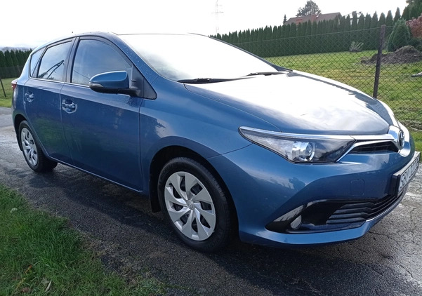 Toyota Auris cena 59900 przebieg: 99000, rok produkcji 2017 z Witkowo małe 22